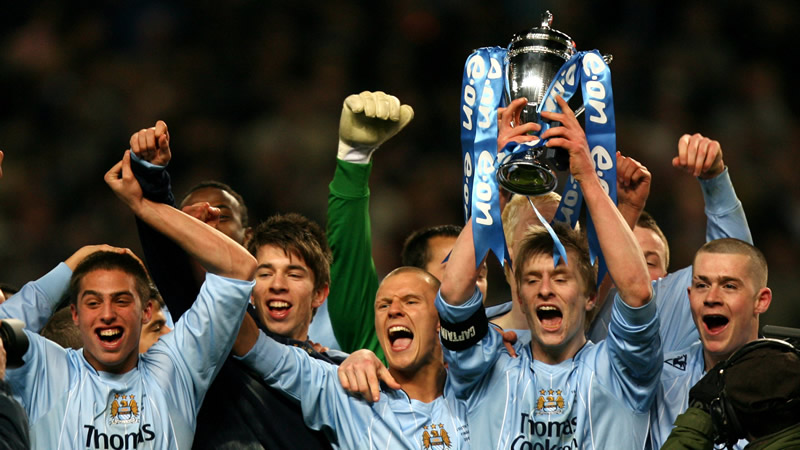 德天空：施洛特贝克因脚伤将缺席对阵卢森堡，有可能退出集训