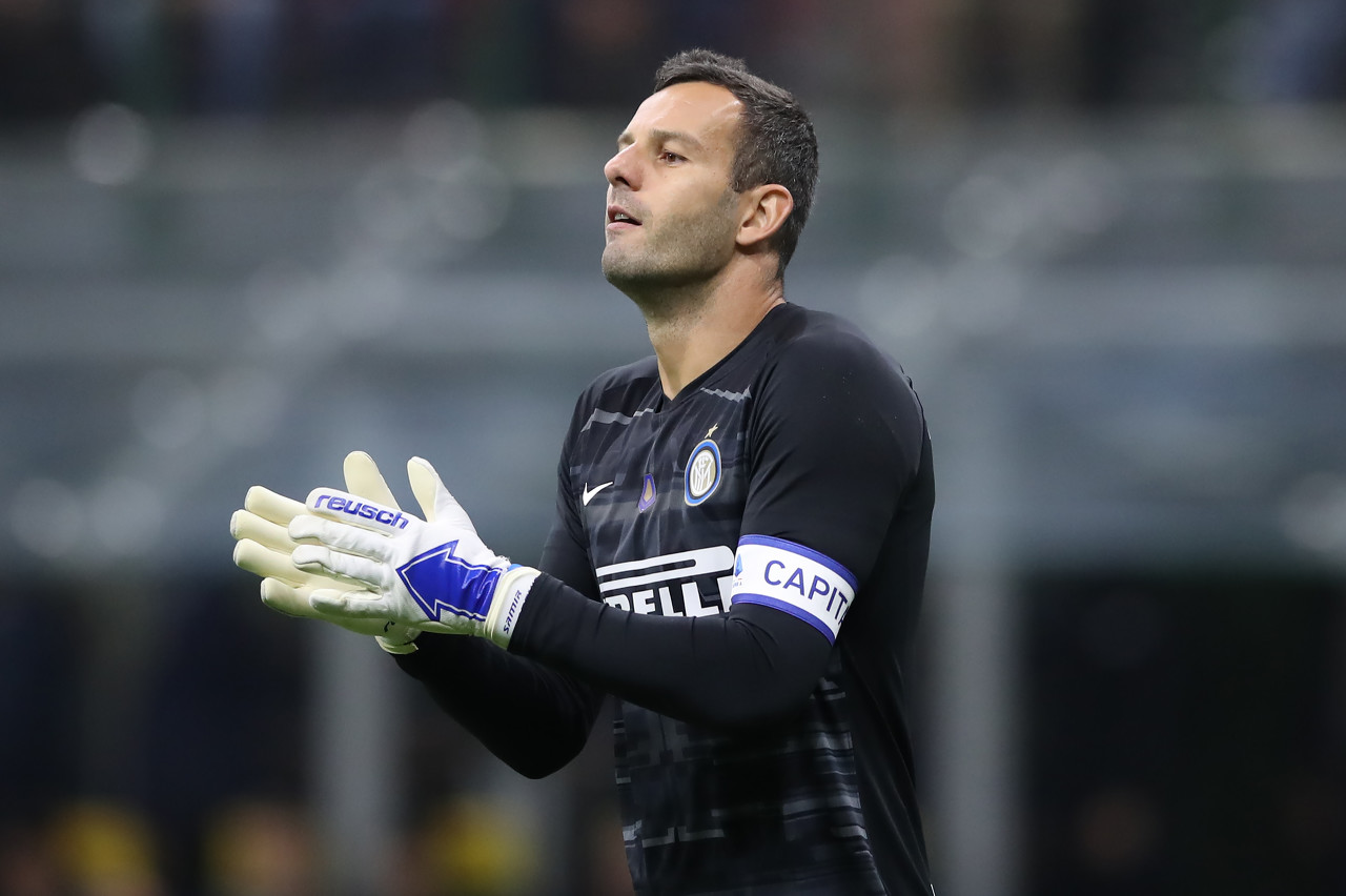 每体：杰拉德·马丁在左中卫上的表现，比其当左后卫时更亮眼