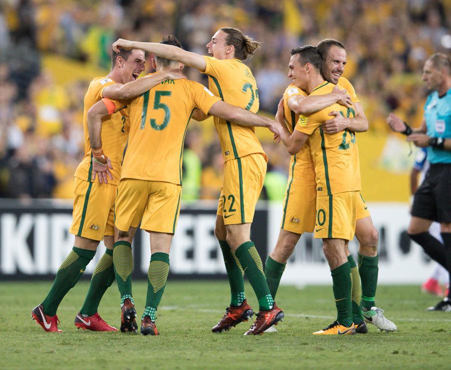 驳斥转会传闻，贡多齐：我专注于当下，想帮拉齐奥赢下更多球