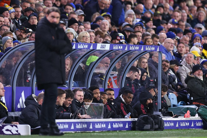 进亚冠精英附加赛！北京国安夺杯赛冠军！完胜河南队！法比奥戴帽（北京国安完胜河南捧杯晋级亚冠精英附加赛，法比奥上演帽子戏法）