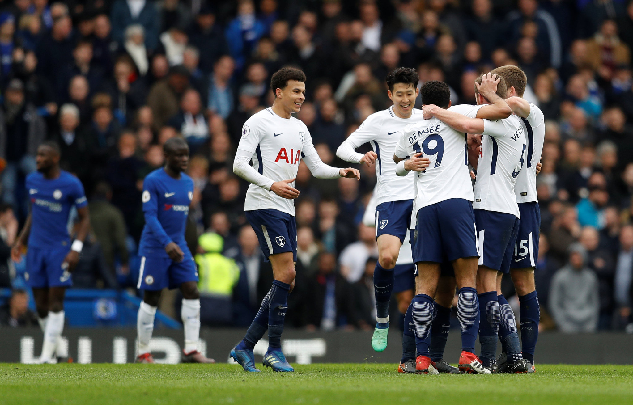 杨瀚森首发出战7分54秒，得到1篮板1失误4犯规。