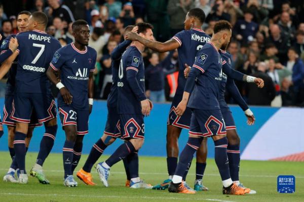 亚冠精英赛第五轮最佳球员候选：周定洋入选，林加德在列（亚冠精英赛第5轮最佳球员提名公布：周定洋上榜，林加德入围）