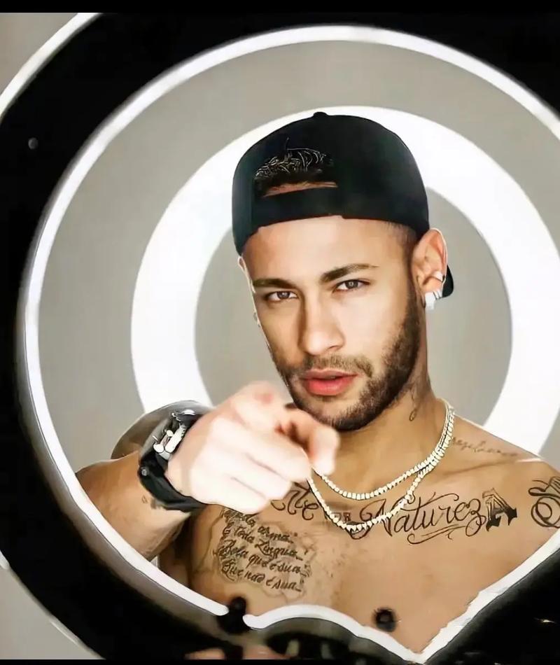 足球俱乐部年度转会总结