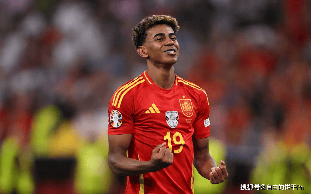 官方：苏格兰裁判沃尔什将执法欧冠第6轮拜仁vs葡体