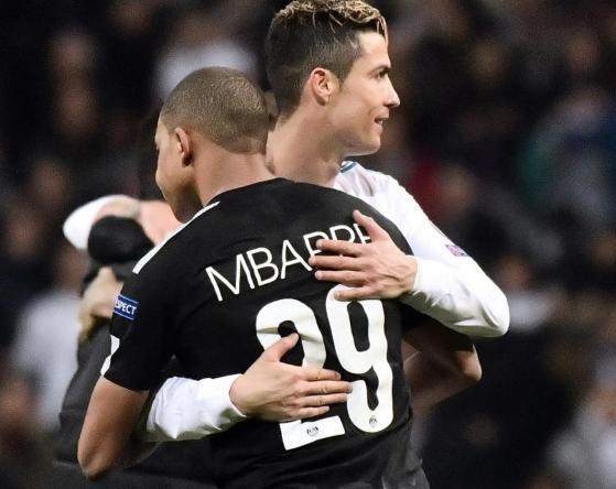 齐达内上海弄堂和樊振东打乒乓球 莫德里奇马塞洛皇马功勋球员点赞