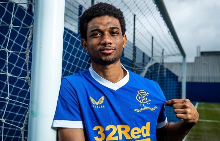 F1阿布扎比排位战报：维斯塔潘强势夺杆，诺里斯第2，皮亚斯特里第3