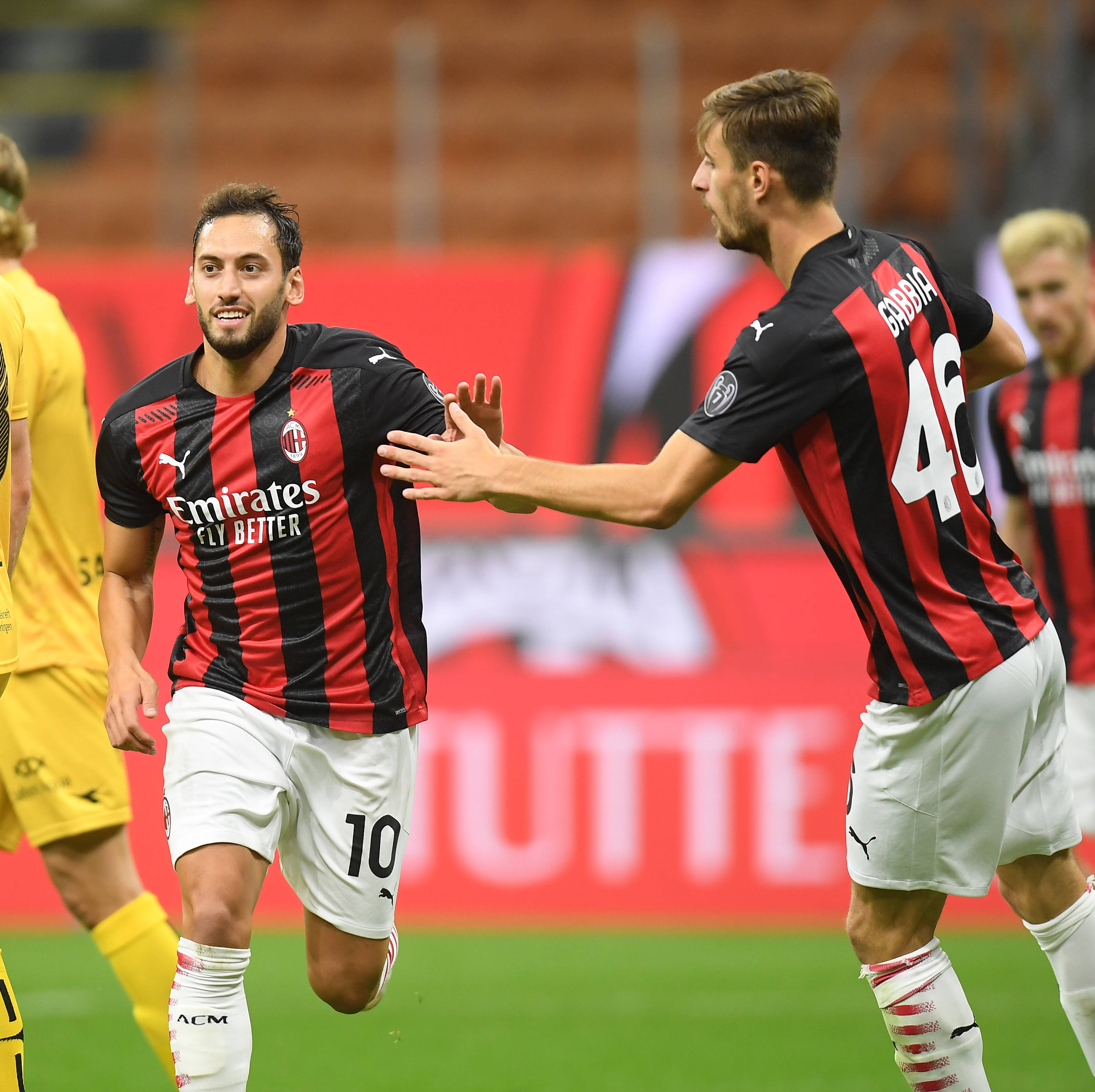 卡佩罗怒批利物浦争议点球，VAR判罚引争议